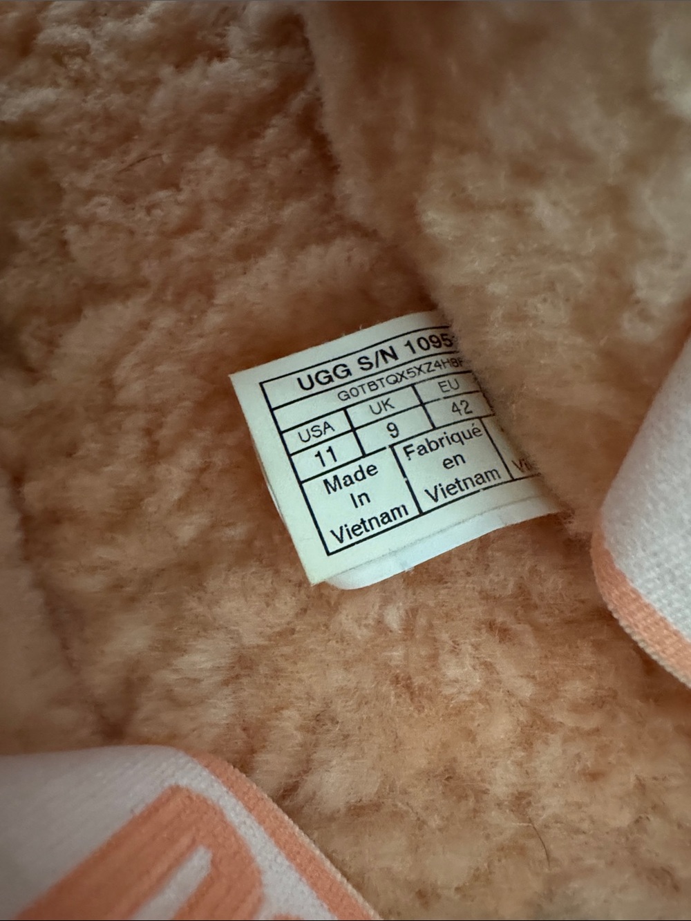 Ugg peach color fur slippers fluff size 11 - Picture 8 of 12
